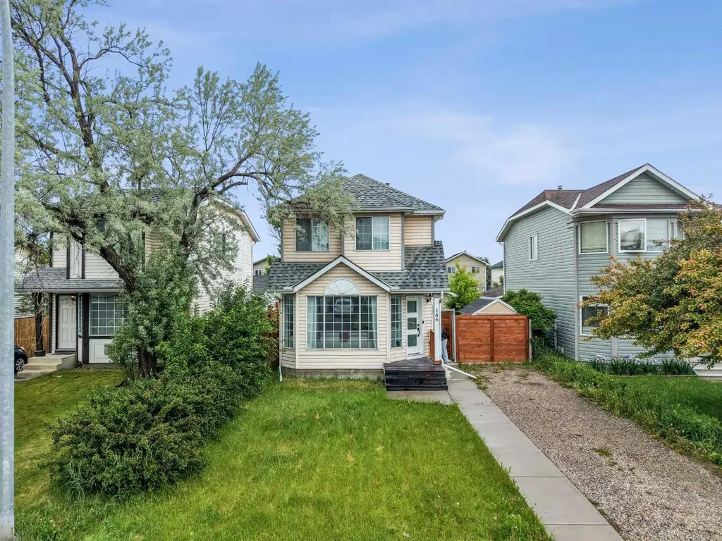 146 Erin Road SE Calgary AB T2B 3H4