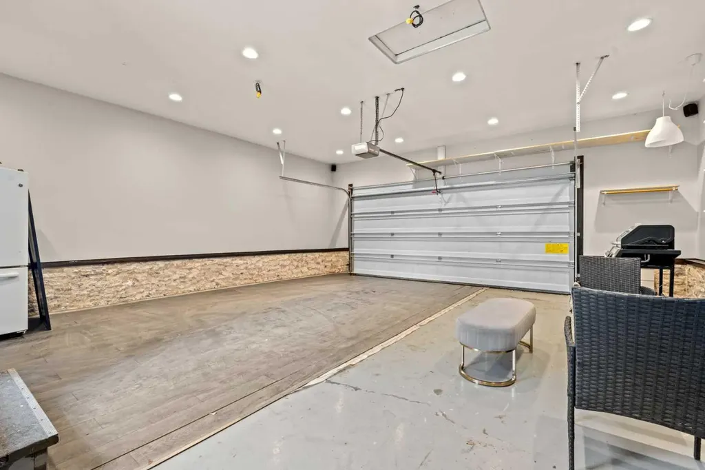 146 Erin Road SE Calgary AB T2B 3H4