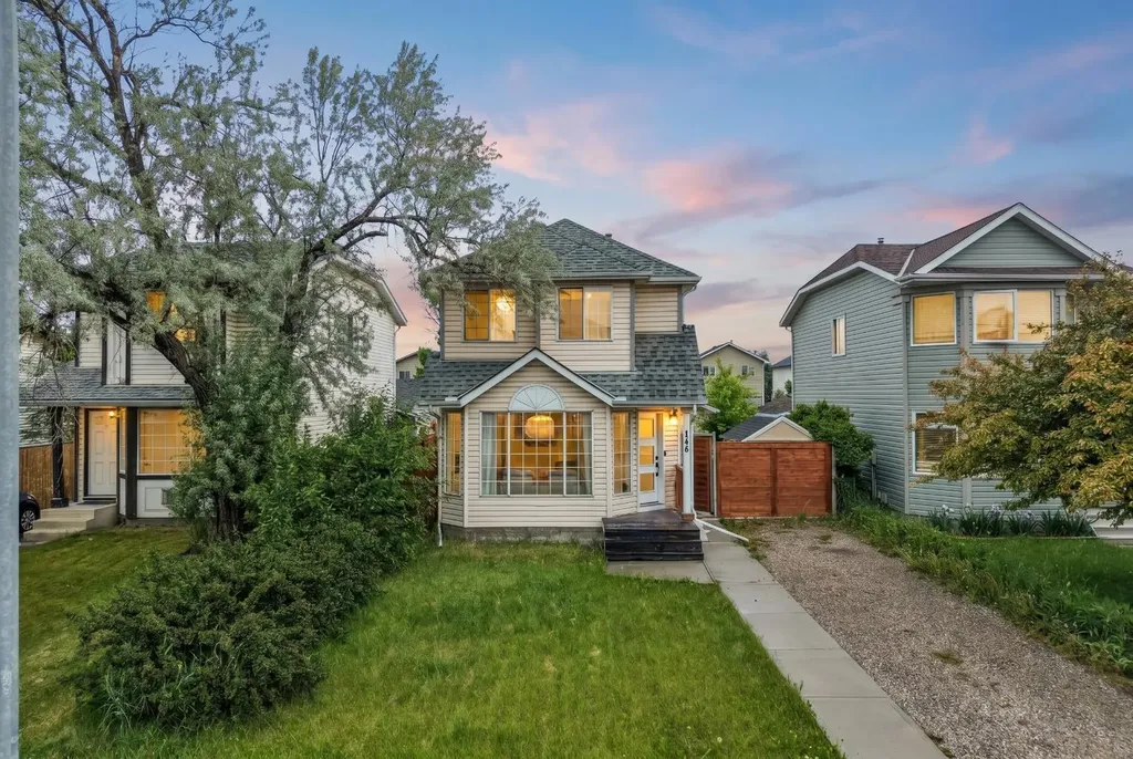 146 Erin Road SE Calgary AB T2B 3H4