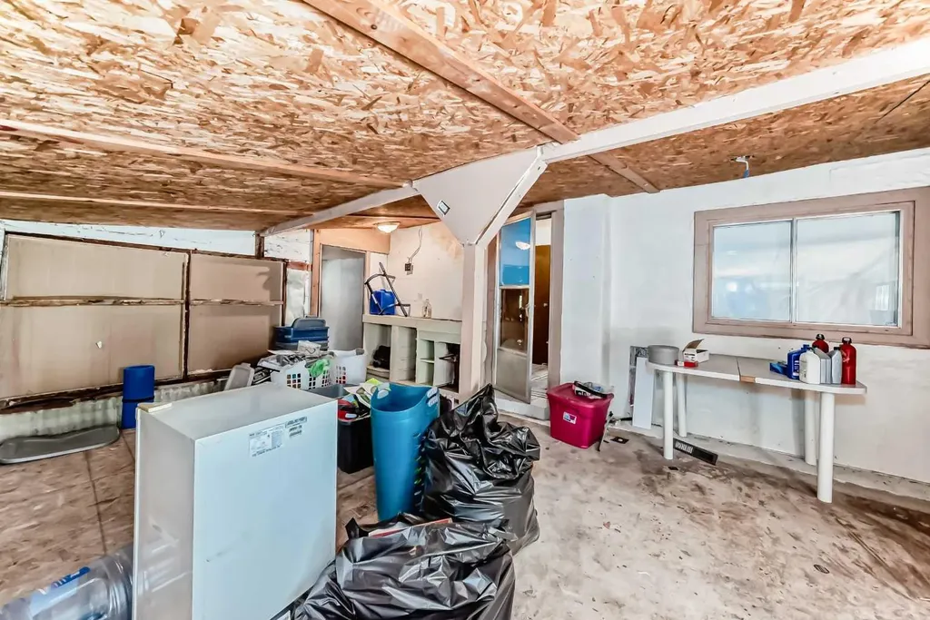 306 47th Avenue W Claresholm AB t0l0t0