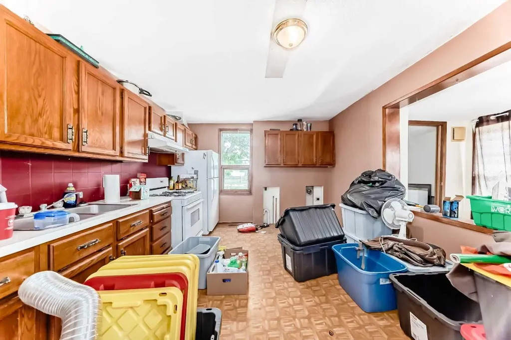 306 47th Avenue W Claresholm AB t0l0t0