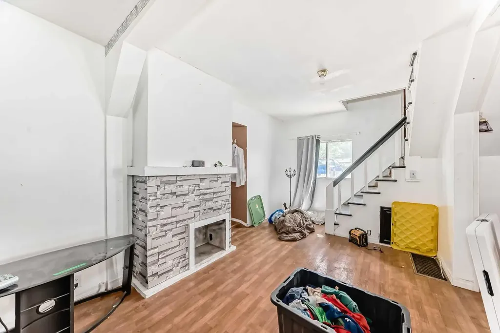 306 47th Avenue W Claresholm AB t0l0t0