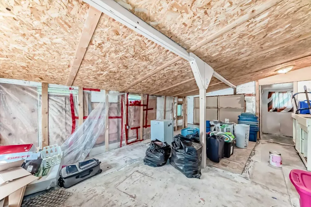 306 47th Avenue W Claresholm AB t0l0t0