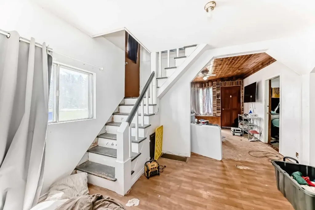 306 47th Avenue W Claresholm AB t0l0t0