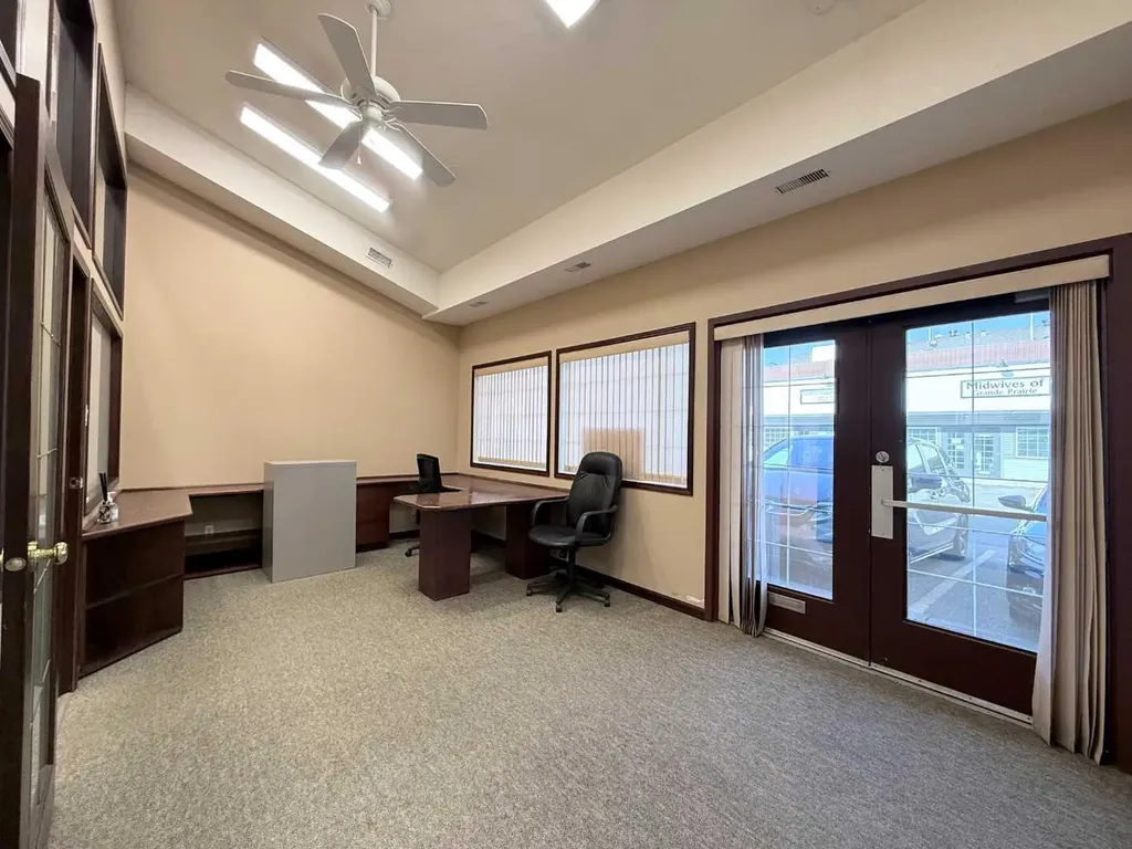 9824 97 Avenue Grande Prairie AB T8V 7K2