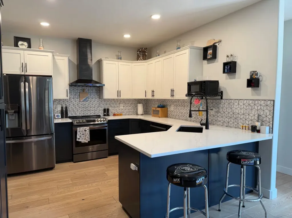 8817 60 Avenue Grande Prairie AB T8W 0J9