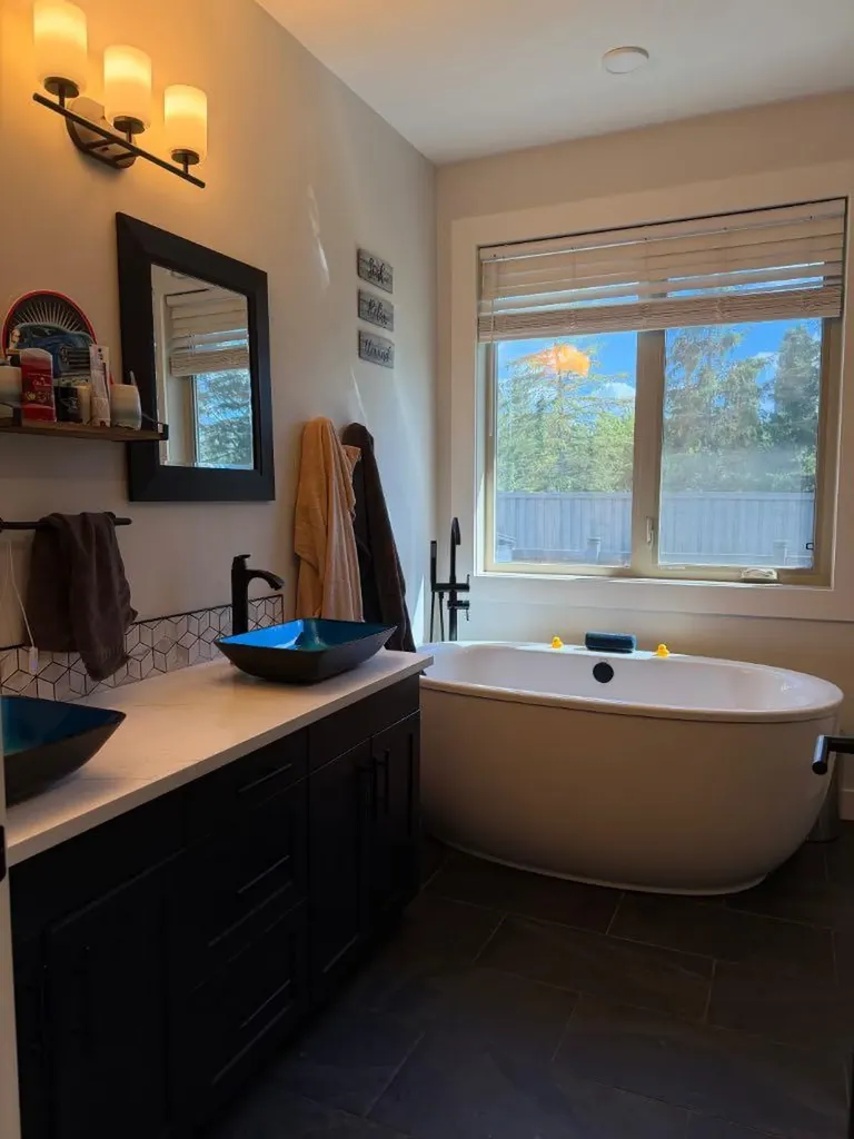 8817 60 Avenue Grande Prairie AB T8W 0J9