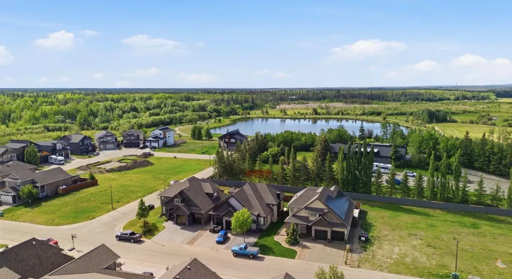 8817 60 Avenue Grande Prairie AB T8W 0J9