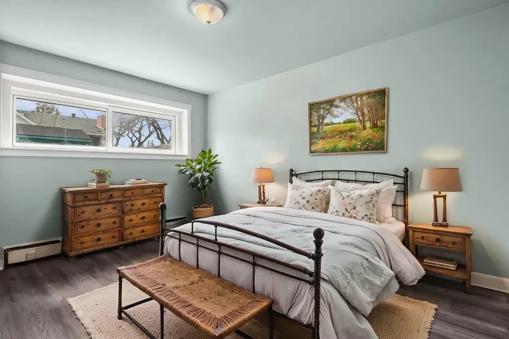 67 Hooke Road SW Calgary AB T2V3K6