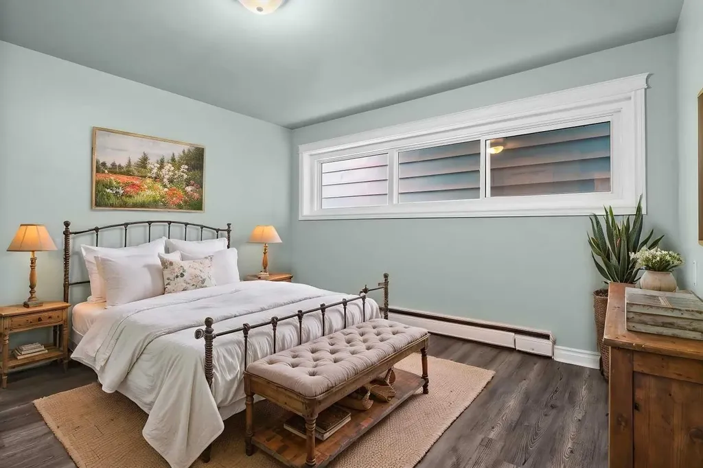 67 Hooke Road SW Calgary AB T2V3K6