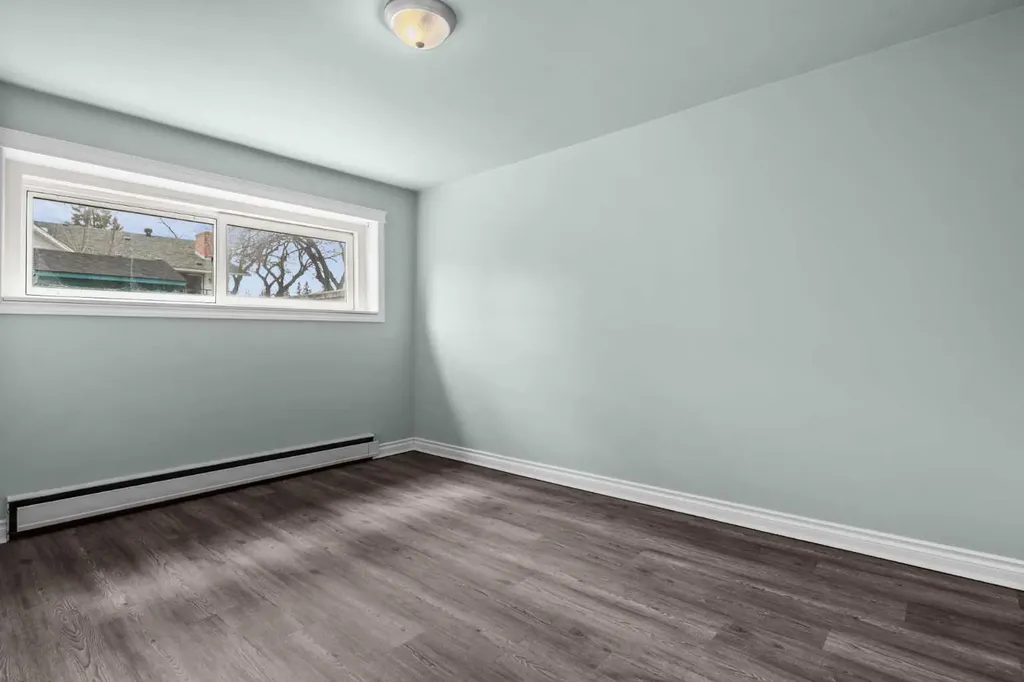 67 Hooke Road SW Calgary AB T2V3K6
