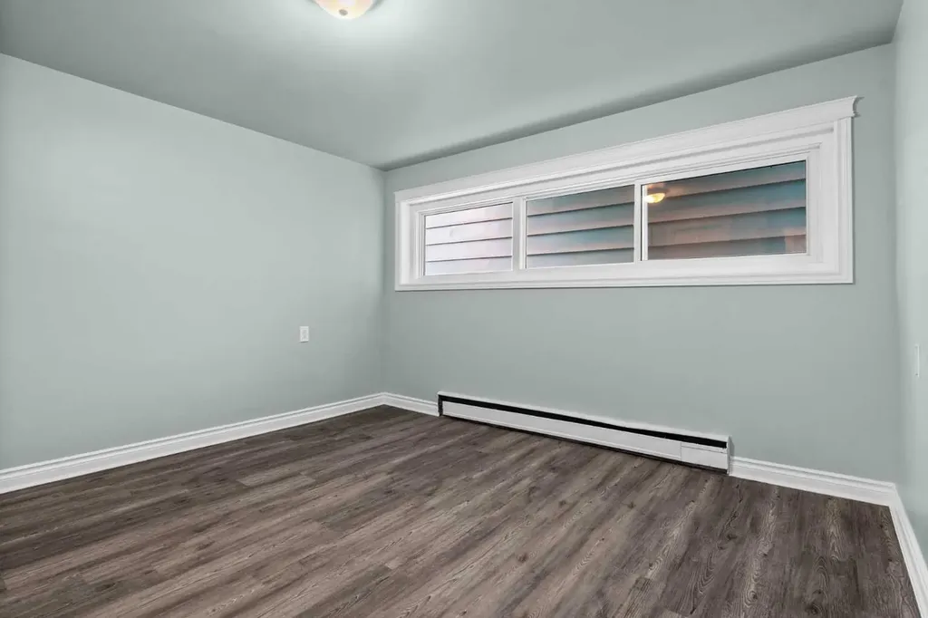 67 Hooke Road SW Calgary AB T2V3K6
