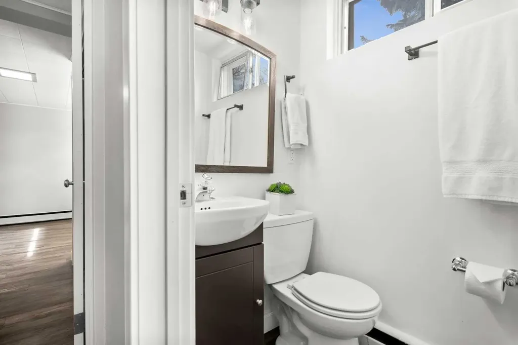 67 Hooke Road SW Calgary AB T2V3K6