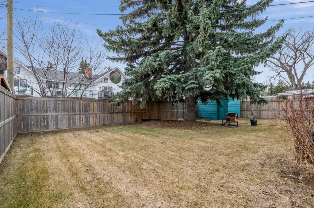 67 Hooke Road SW Calgary AB T2V3K6