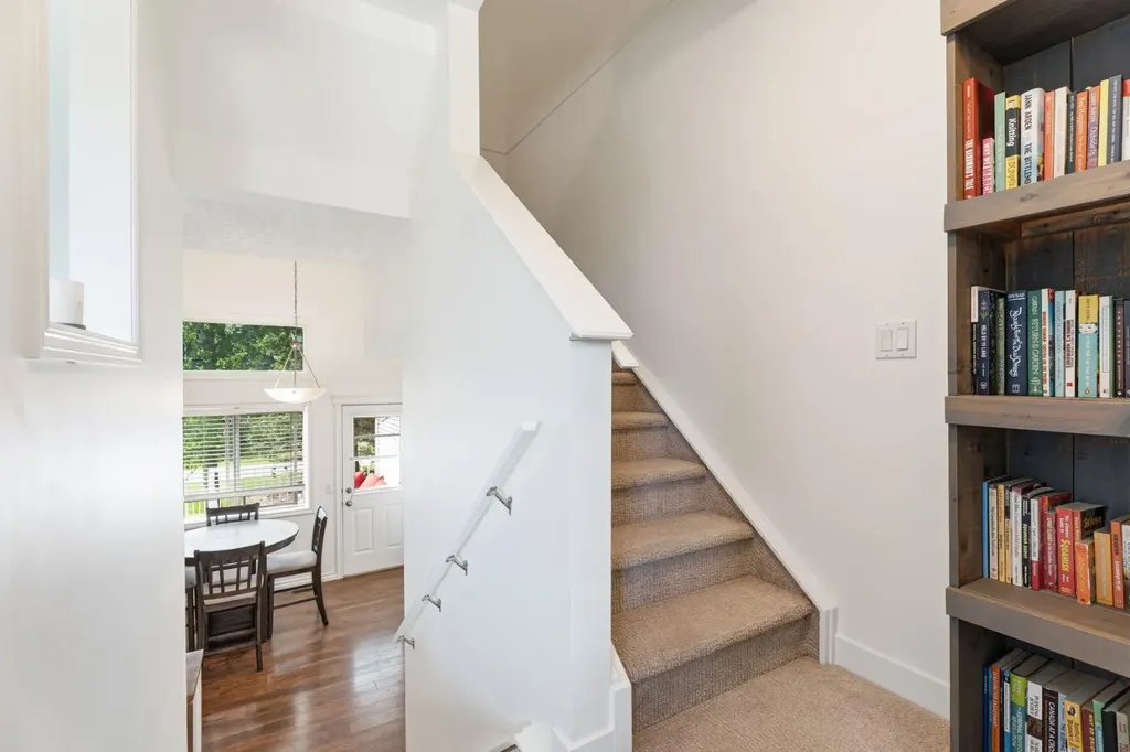 12 Crystal Shores Cove Okotoks AB T1S 2B3