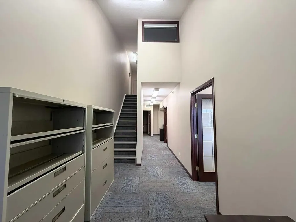 9824 97 Avenue Grande Prairie AB T8V 7K2