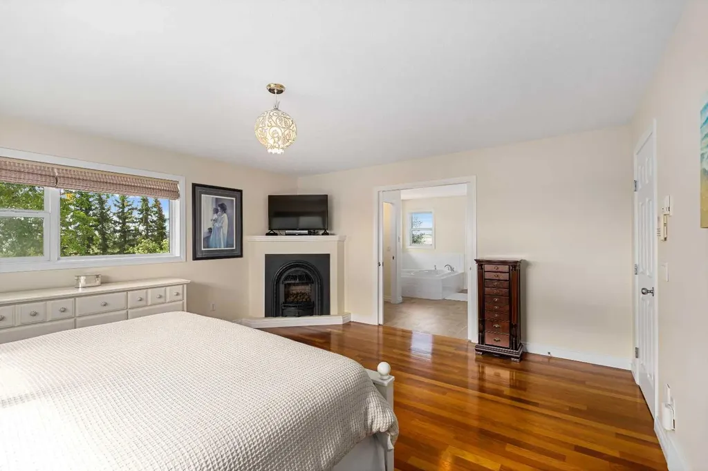 263082 Range Road 13 Rural Rocky View County AB T4B 2Z8