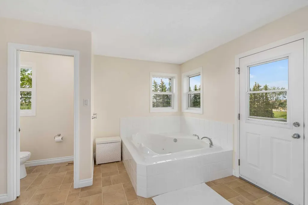 263082 Range Road 13 Rural Rocky View County AB T4B 2Z8