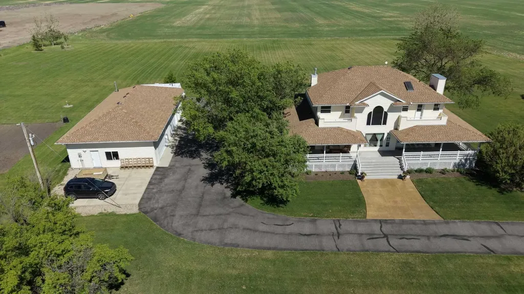263082 Range Road 13 Rural Rocky View County AB T4B 2Z8