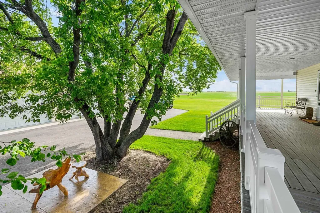 263082 Range Road 13 Rural Rocky View County AB T4B 2Z8