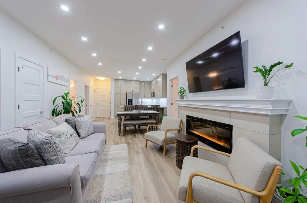 450 Kincora Glen Road NW Calgary AB T3R1S2