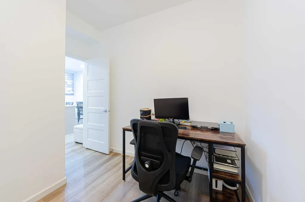 450 Kincora Glen Road NW Calgary AB T3R1S2