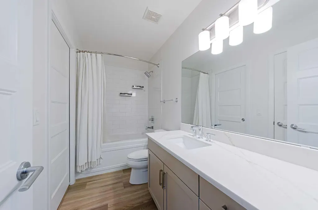 450 Kincora Glen Road NW Calgary AB T3R1S2