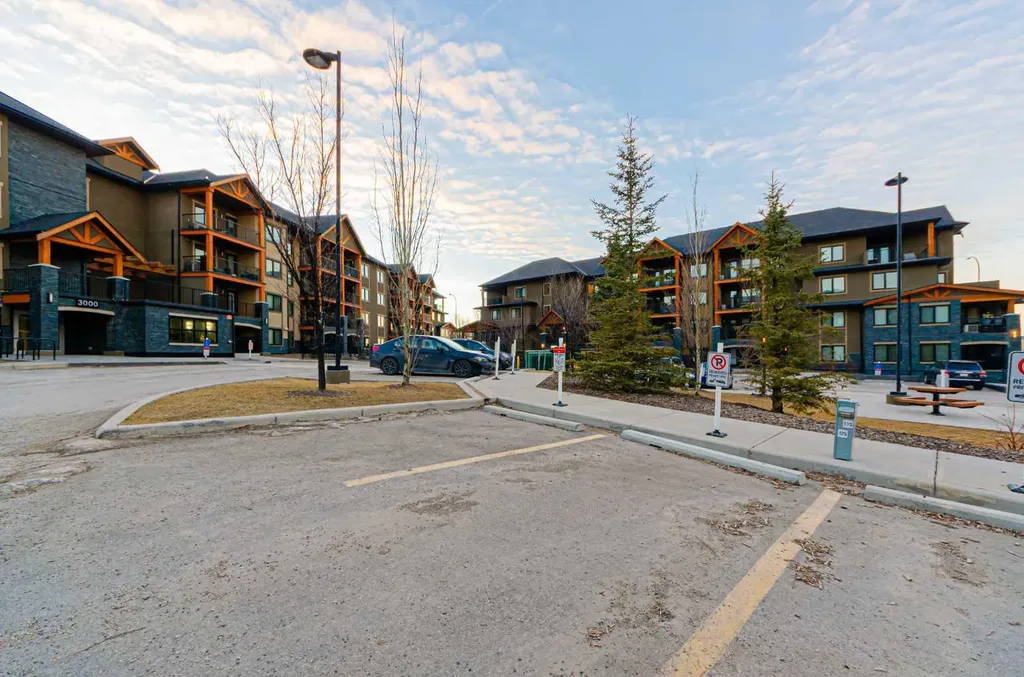 450 Kincora Glen Road NW Calgary AB T3R1S2