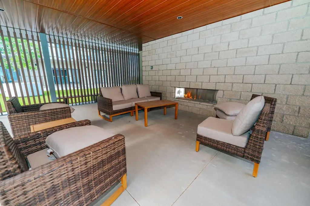 102 Scenic Drive N Lethbridge AB T1H 5L9