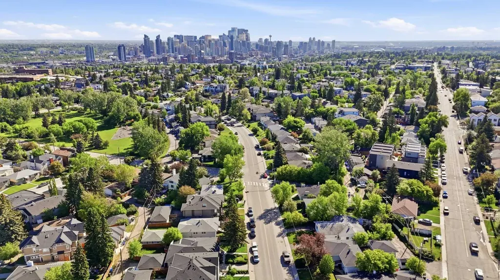 2404, 2406, 2408 Richmond Road SW Calgary AB T2T 5E4