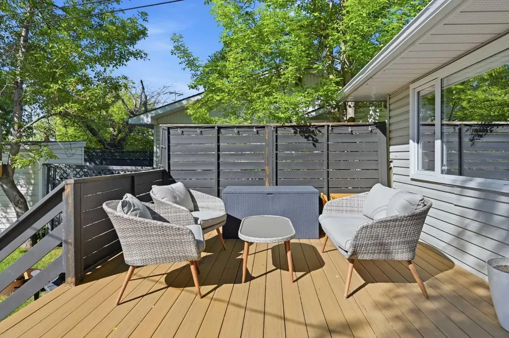 2404, 2406, 2408 Richmond Road SW Calgary AB T2T 5E4