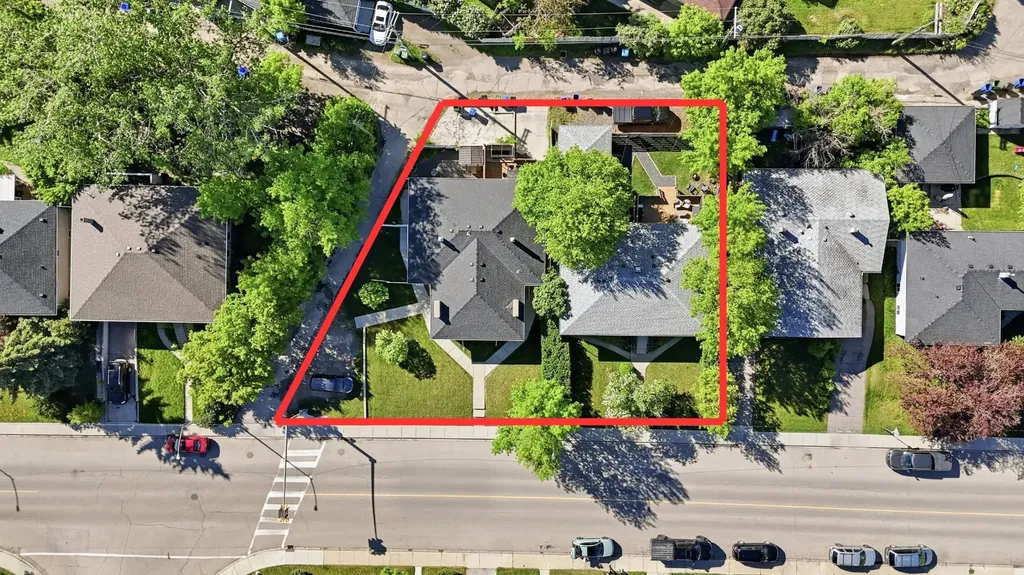 2404, 2406, 2408 Richmond Road SW Calgary AB T2T 5E4