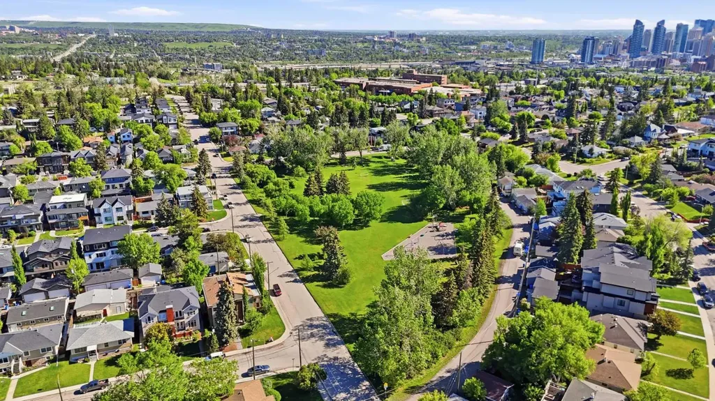 2404, 2406, 2408 Richmond Road SW Calgary AB T2T 5E4