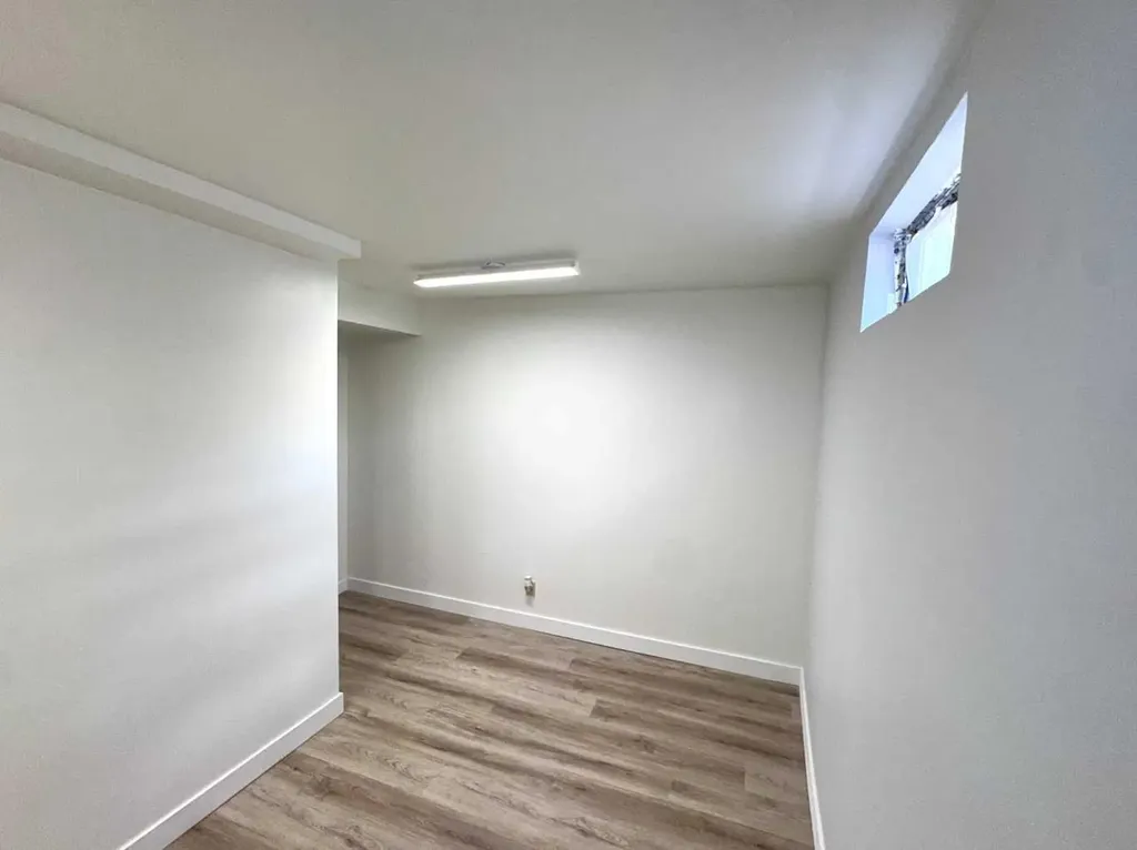309 Olympia Drive SE Calgary AB T2C 1H6