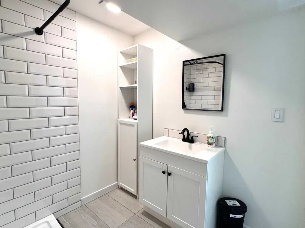 309 Olympia Drive SE Calgary AB T2C 1H6