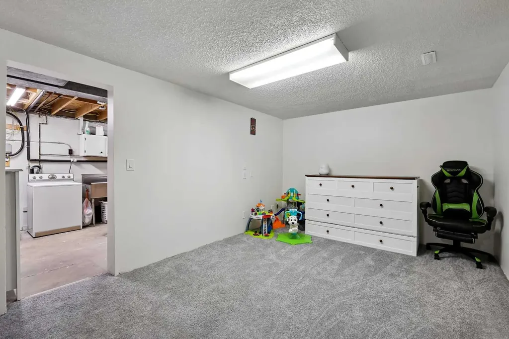 309 Olympia Drive SE Calgary AB T2C 1H6