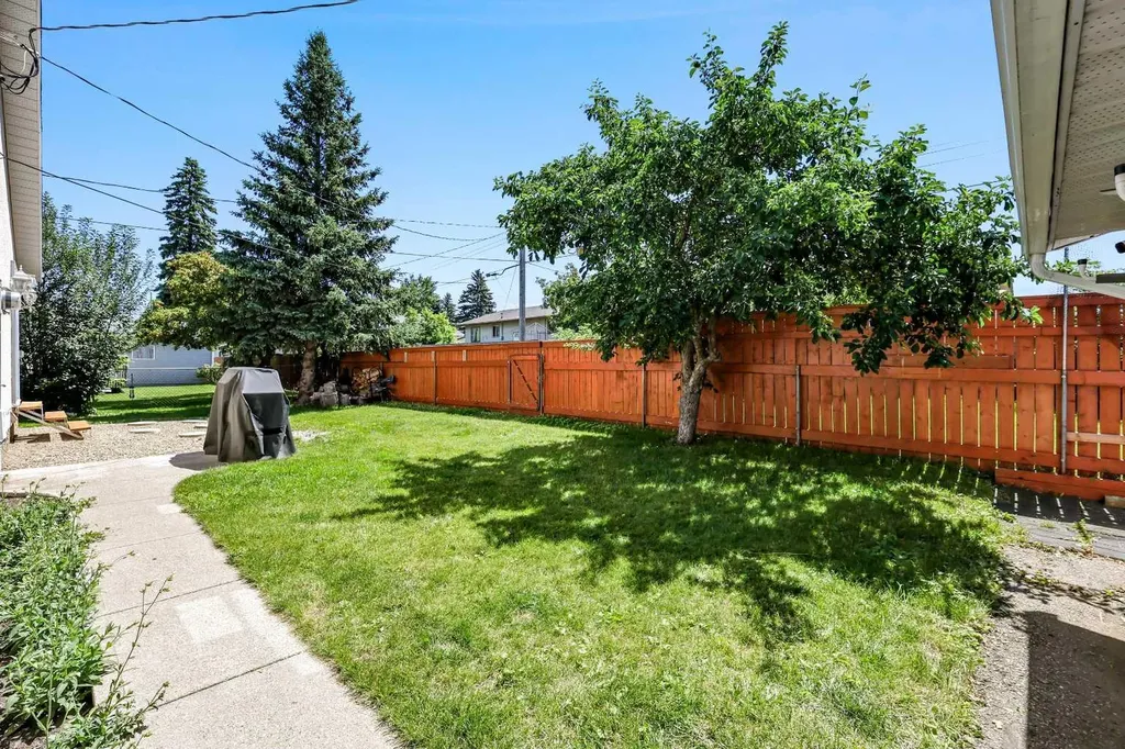 309 Olympia Drive SE Calgary AB T2C 1H6