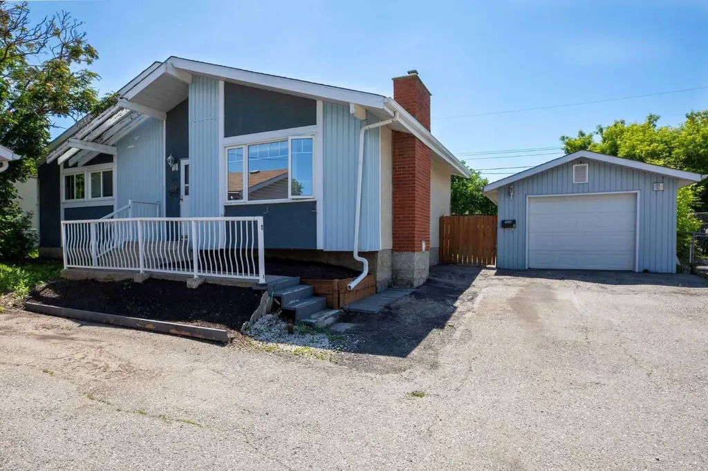 309 Olympia Drive SE Calgary AB T2C 1H6