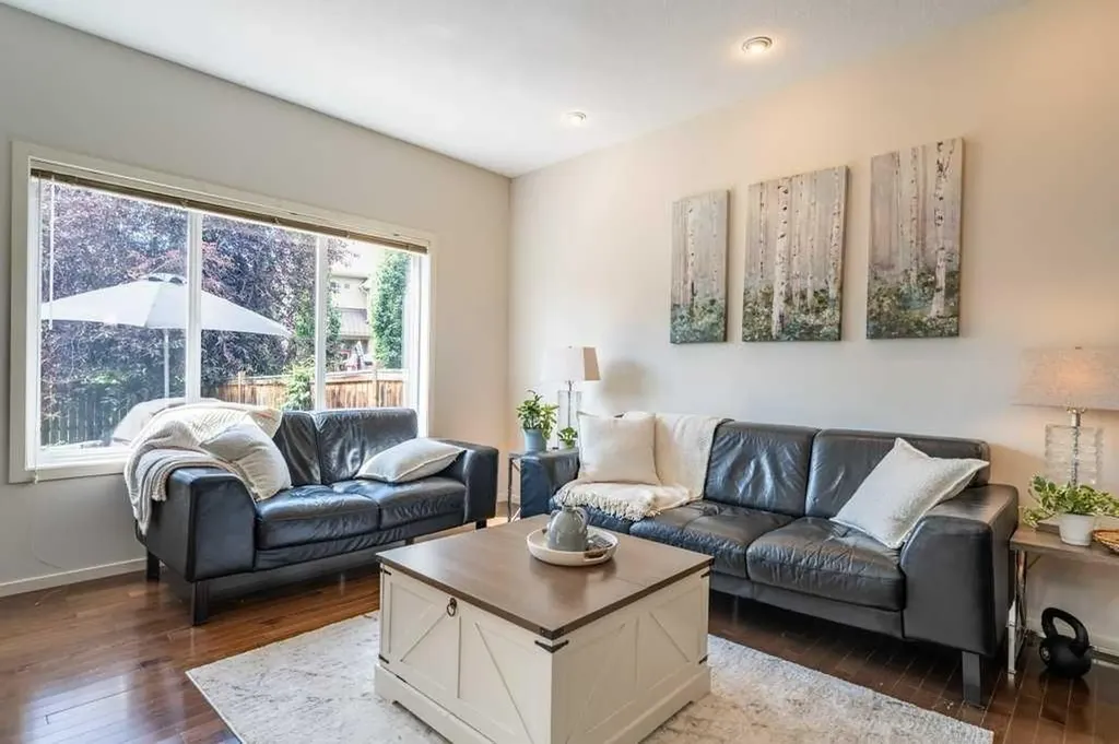 13 Mahogany Terrace SE Calgary AB T3M 0R5