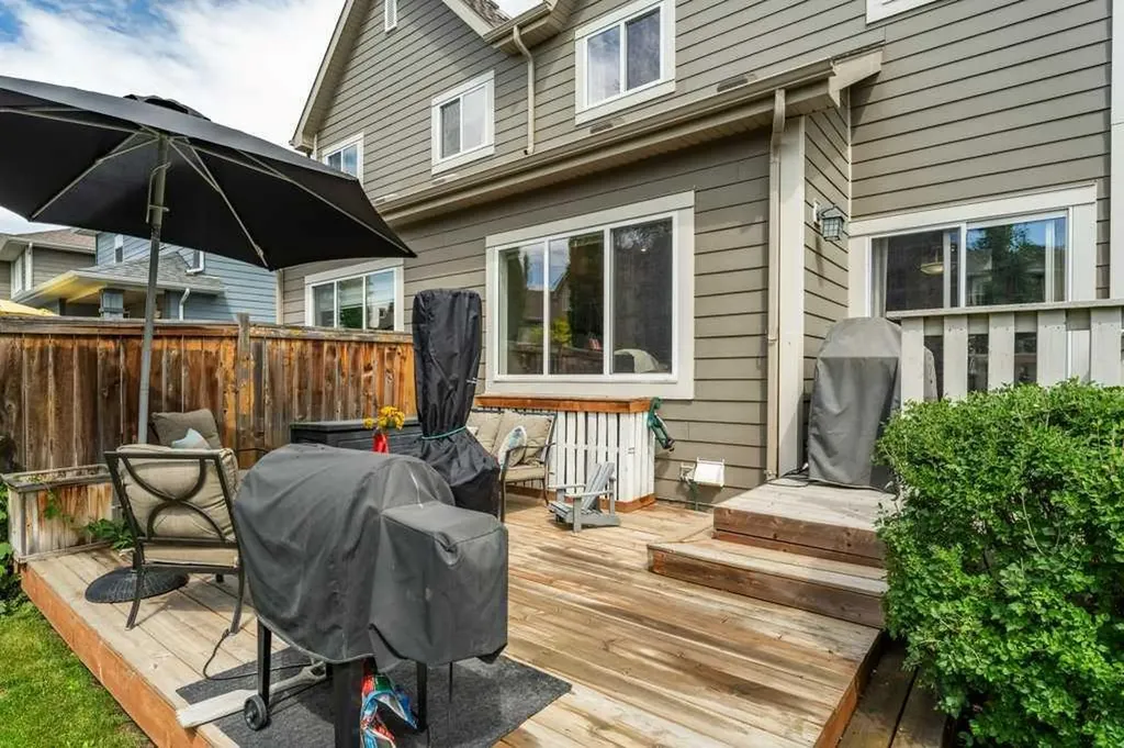 13 Mahogany Terrace SE Calgary AB T3M 0R5