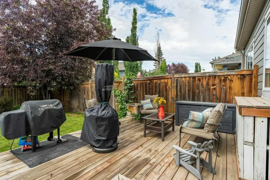 13 Mahogany Terrace SE Calgary AB T3M 0R5