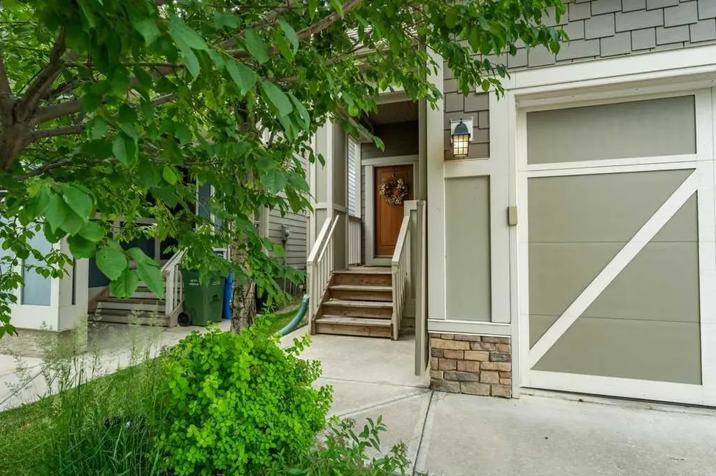 13 Mahogany Terrace SE Calgary AB T3M 0R5