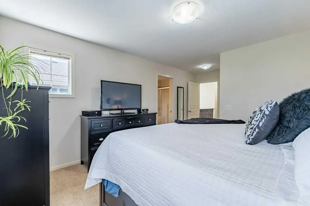 13 Mahogany Terrace SE Calgary AB T3M 0R5