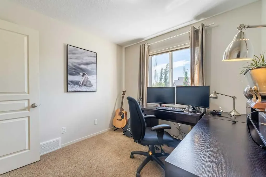 13 Mahogany Terrace SE Calgary AB T3M 0R5
