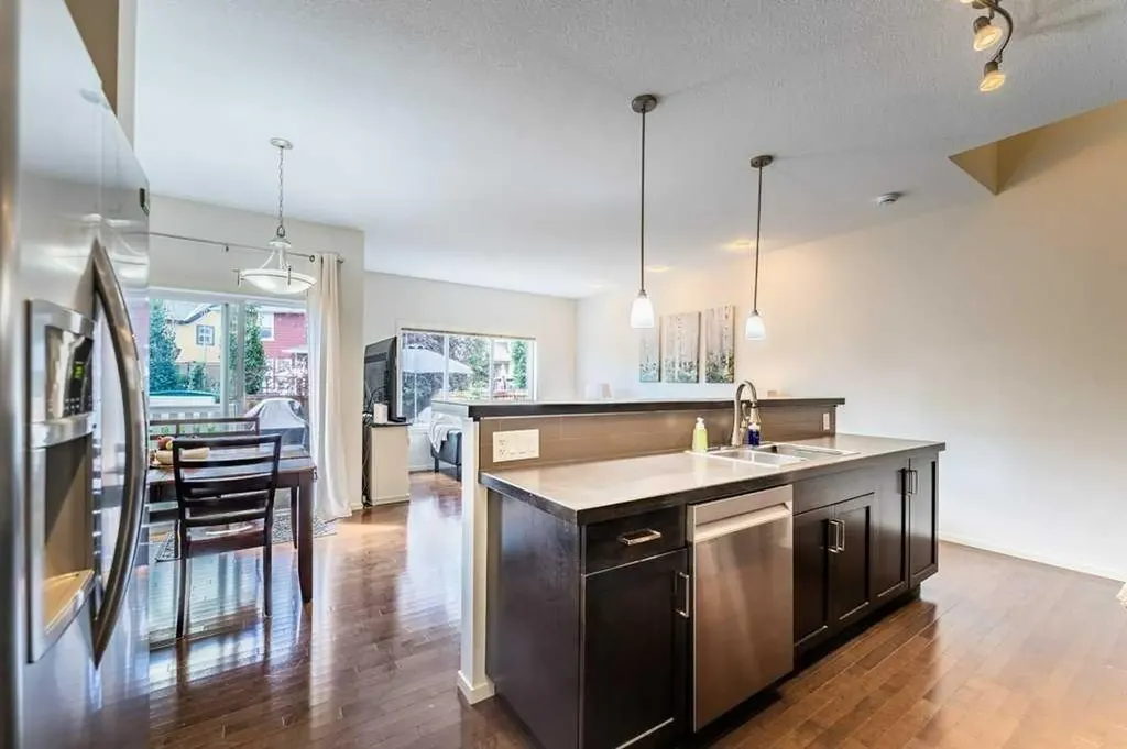 13 Mahogany Terrace SE Calgary AB T3M 0R5