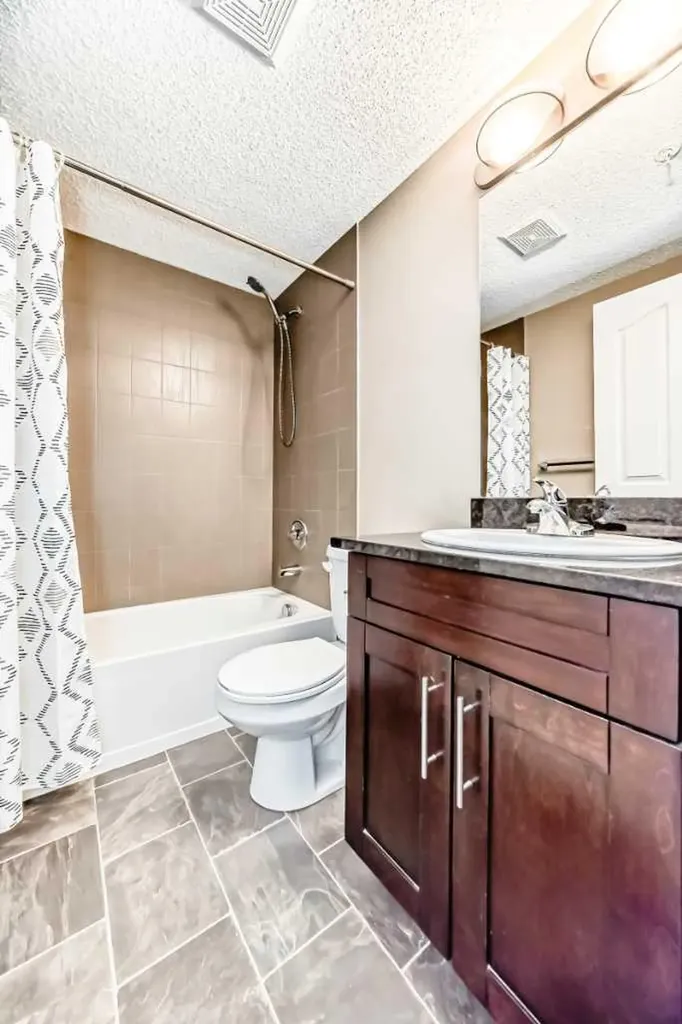 403 Mackenzie Way SW Airdrie AB T4B 3V7