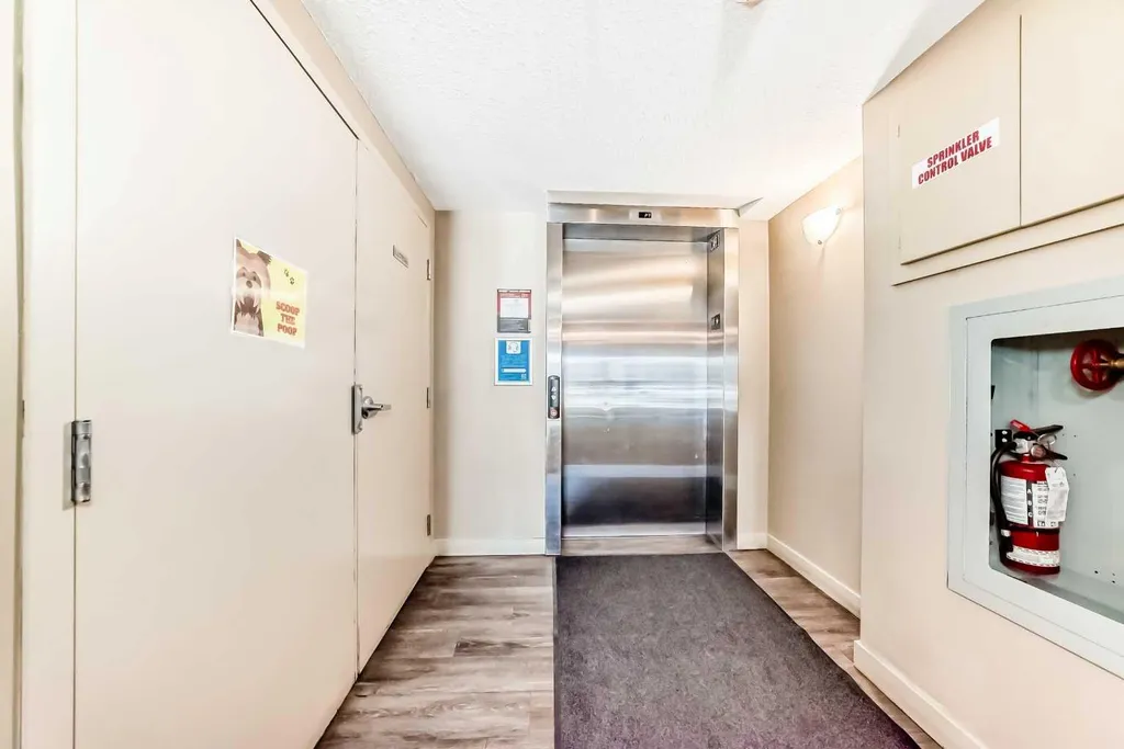 403 Mackenzie Way SW Airdrie AB T4B 3V7