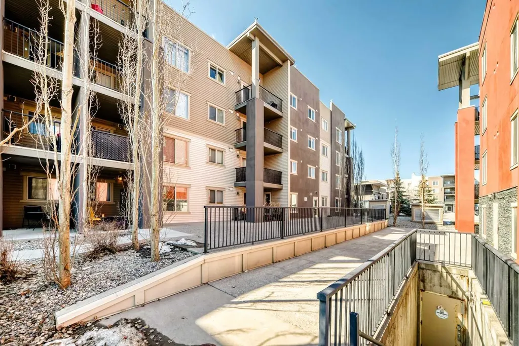 403 Mackenzie Way SW Airdrie AB T4B 3V7