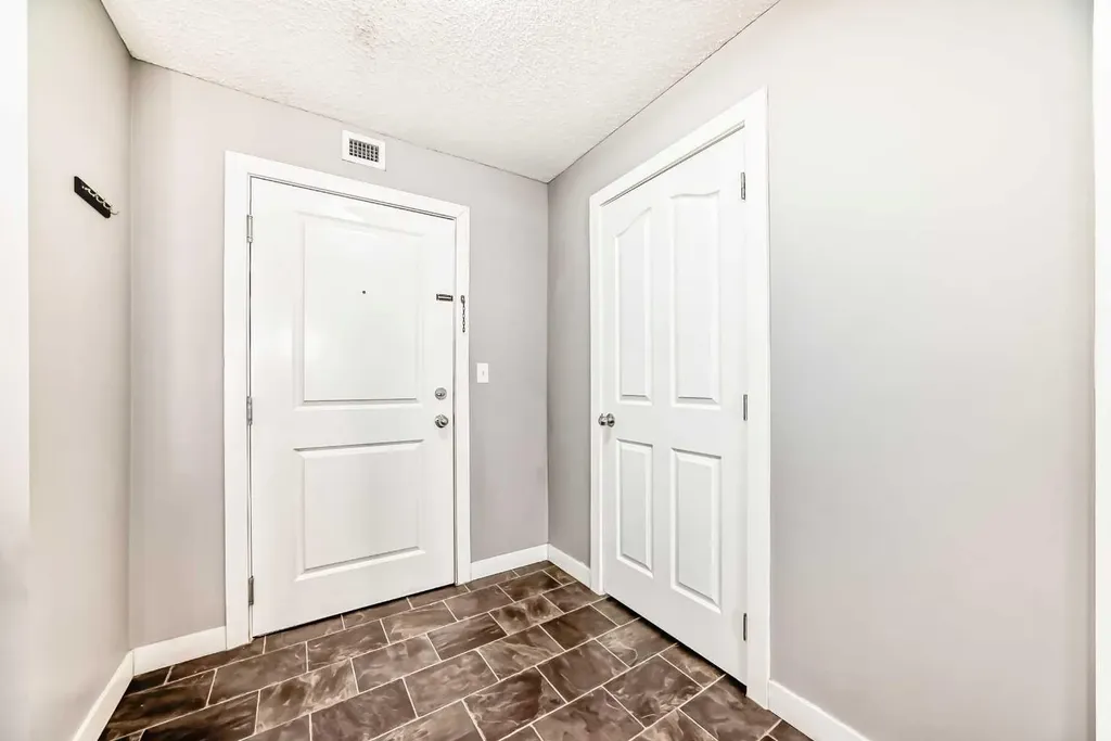 403 Mackenzie Way SW Airdrie AB T4B 3V7