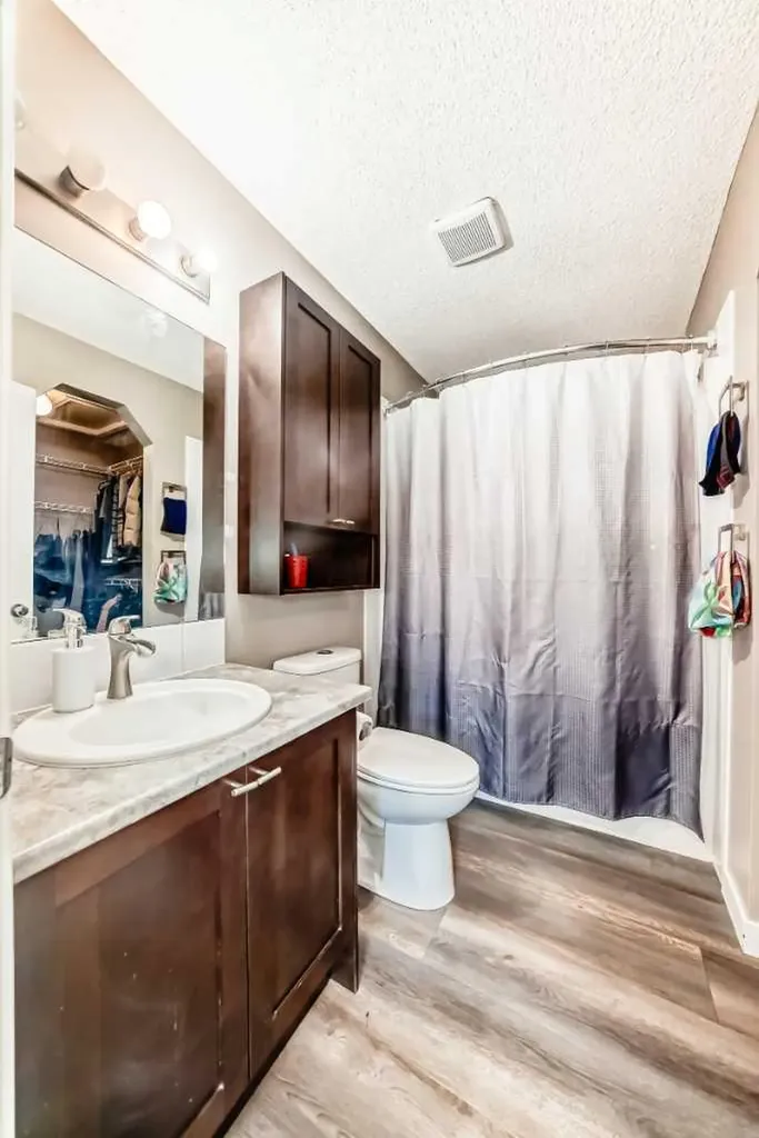 442 Citadel Drive NW Calgary AB T3G 4Z1